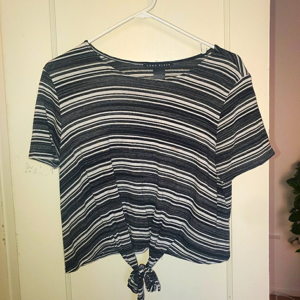 Black and White Crop Top